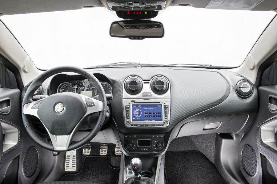 Торпедо Alfa Romeo MiTo TwinAir (955) 2012 года  (WW) (фото 7 из 14)